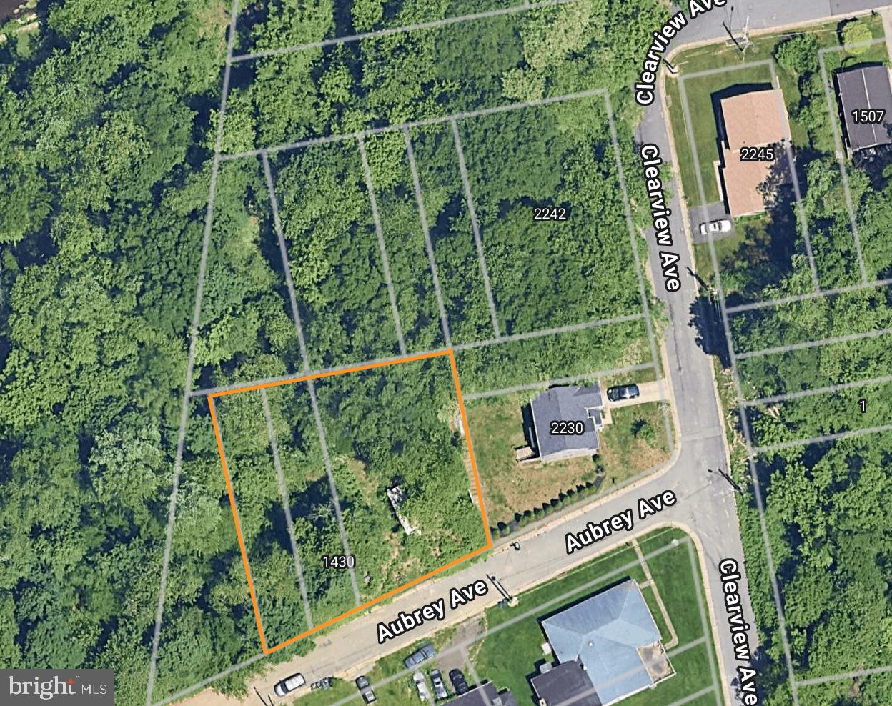 1430 AUBREY AVENUE