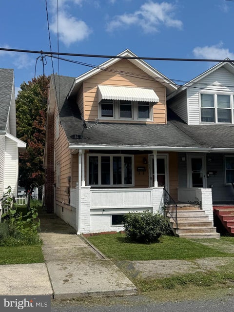 Townhouse For Sale - 153 S 3rd Street<br/> Schuylkill County, FRACKVILLE, PA 17931