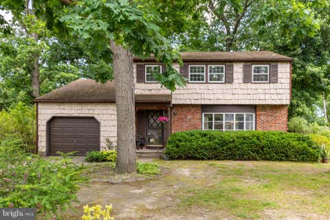 Homes For Sale - 31 Silver Birch Road<br/> BLACKWOOD, NJ 08012