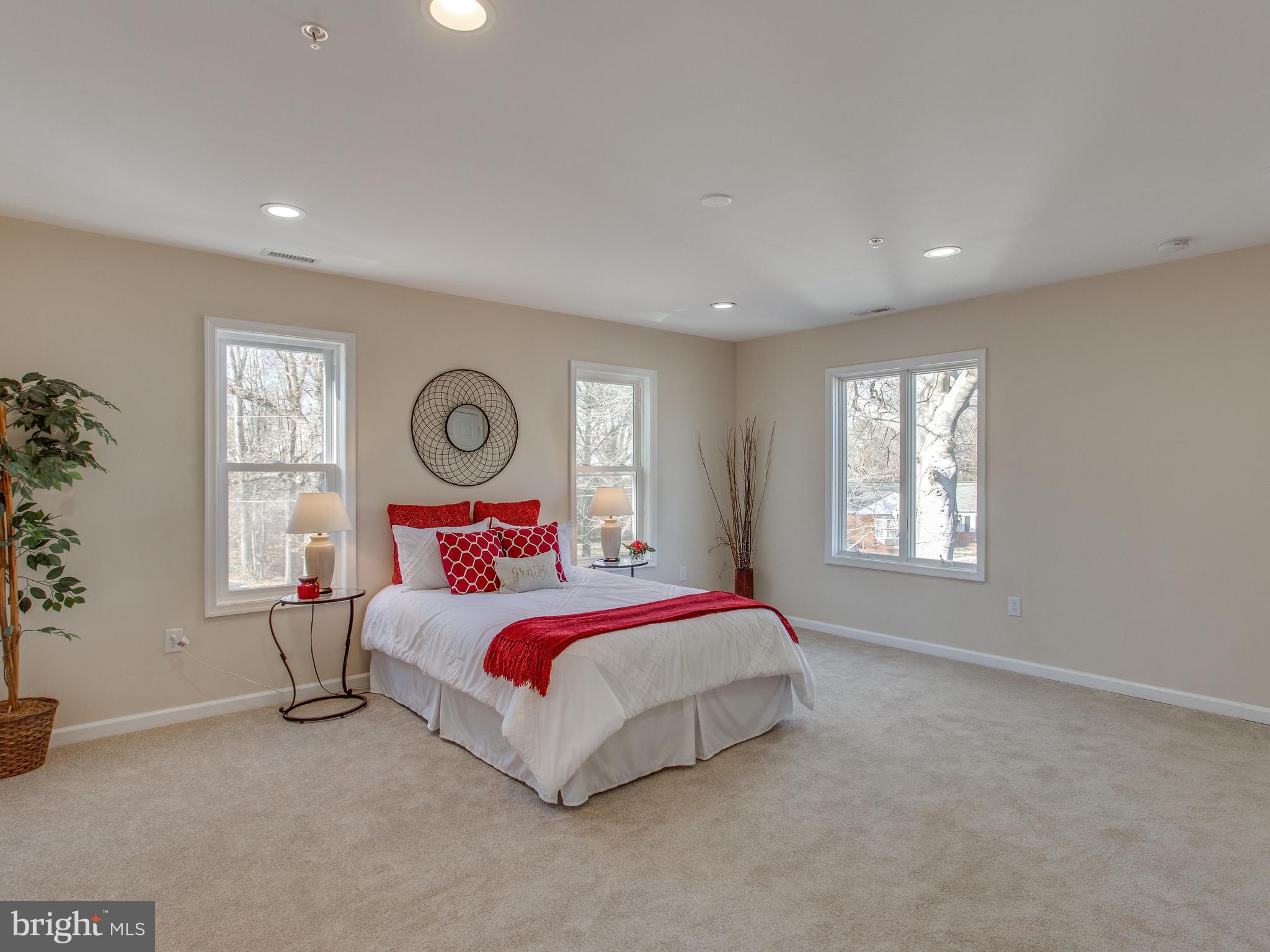 CLINTON HEIGHTS - Residential