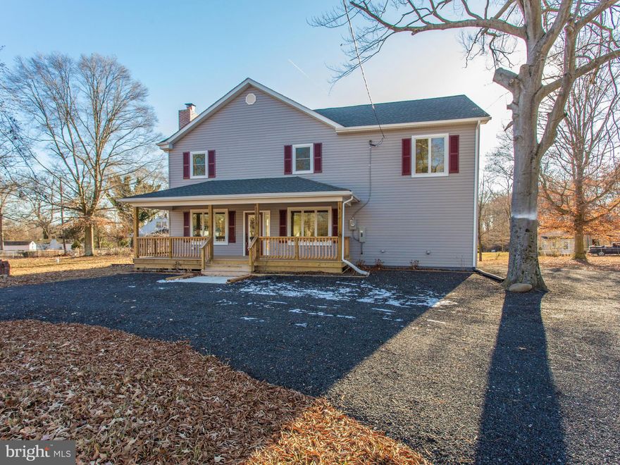 STUNNING RENOVATION!! THIS 4BR,2.5BA RARE FIND FEATURES THE FINEST IN DETAIL AND DESIGN. OPEN FLOOR PLAN. TOP OF THE LINE KITCHEN AND BATHS, GRANITE COUNTERS, SS APPLIANCES, CUSTOM WINDOWS. MBR SUITE W/WALK-IN CLOSET, SPACIOUS ROOMS*ALL NEW HVAC* LARGE PREMIUM .62 AC CORNER LOT*PLENTY OF PARKING WITH 2 CAR GARAGE AND CIRCULAR DW*NO HOA*GREAT FOR ENTERTAINING*A MUST SEE!!