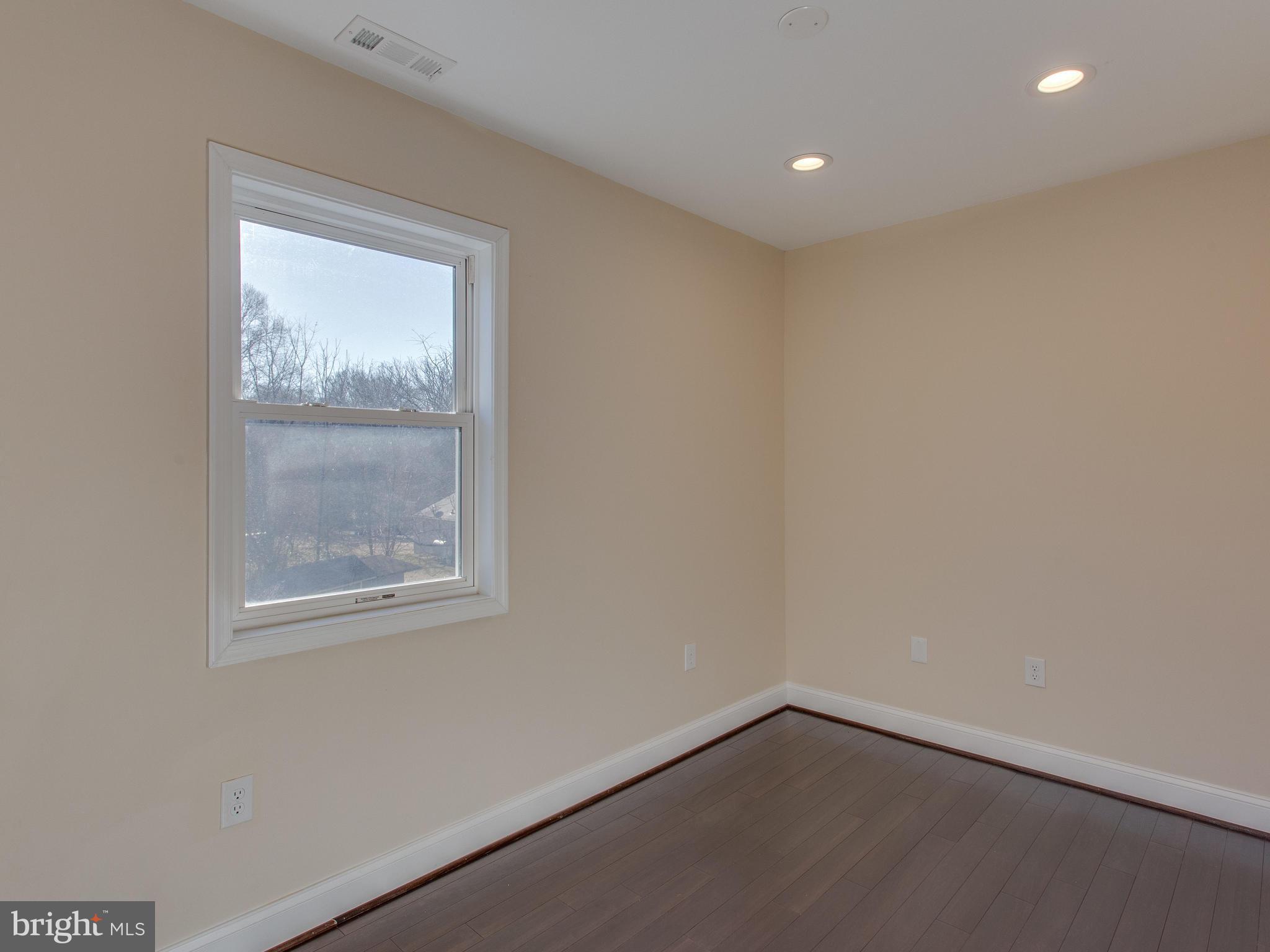 CLINTON HEIGHTS - Residential