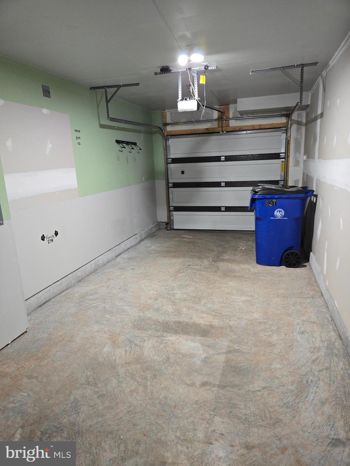 JEFFERSON PLACE - Residential Lease