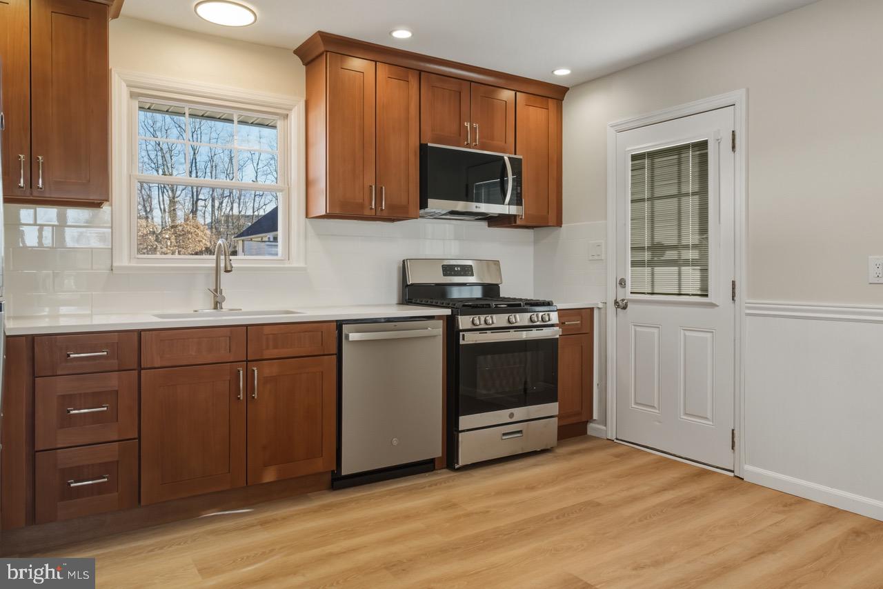 44 SANDALWOOD AVENUE