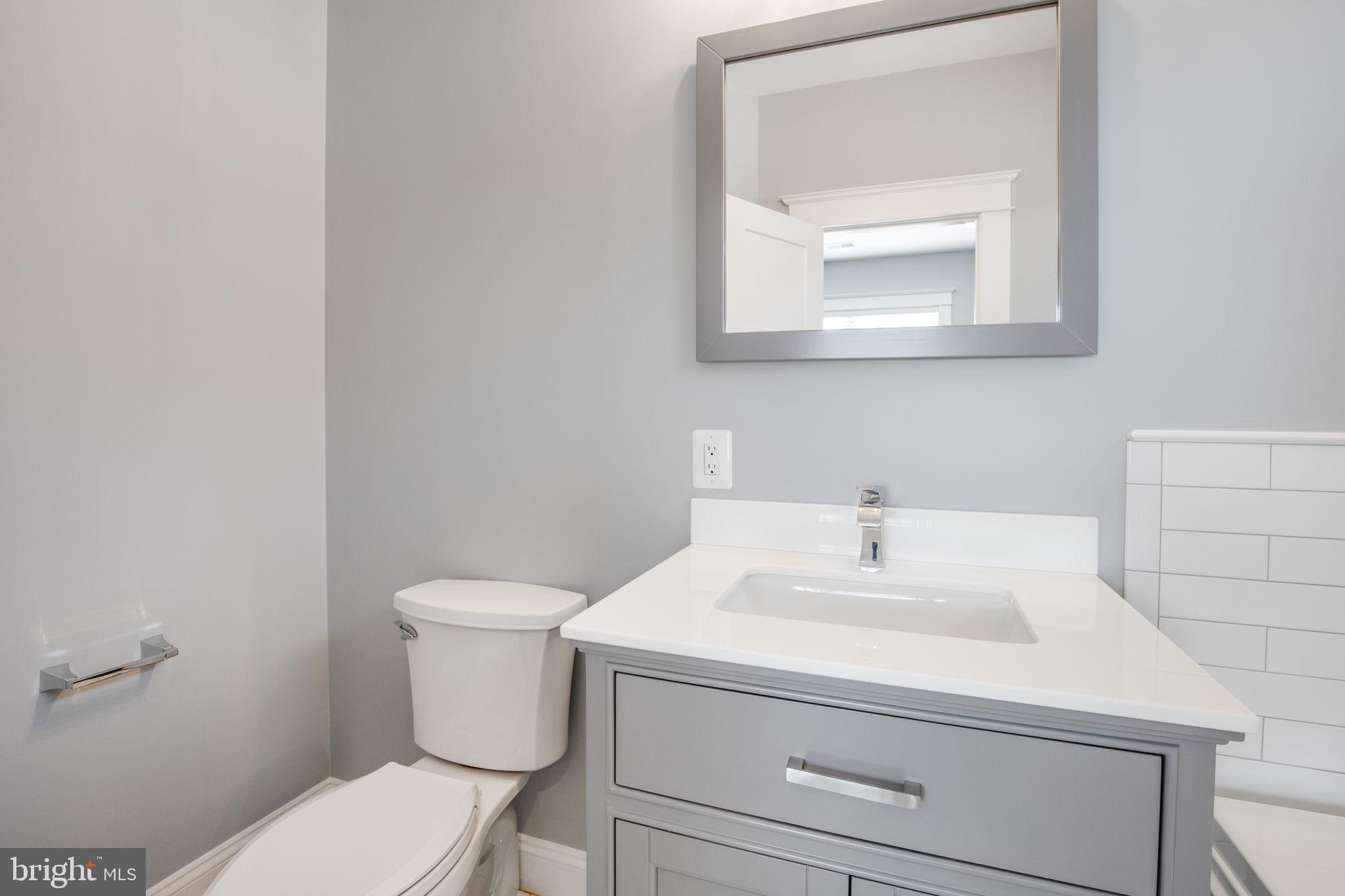 DEL RAY - Residential