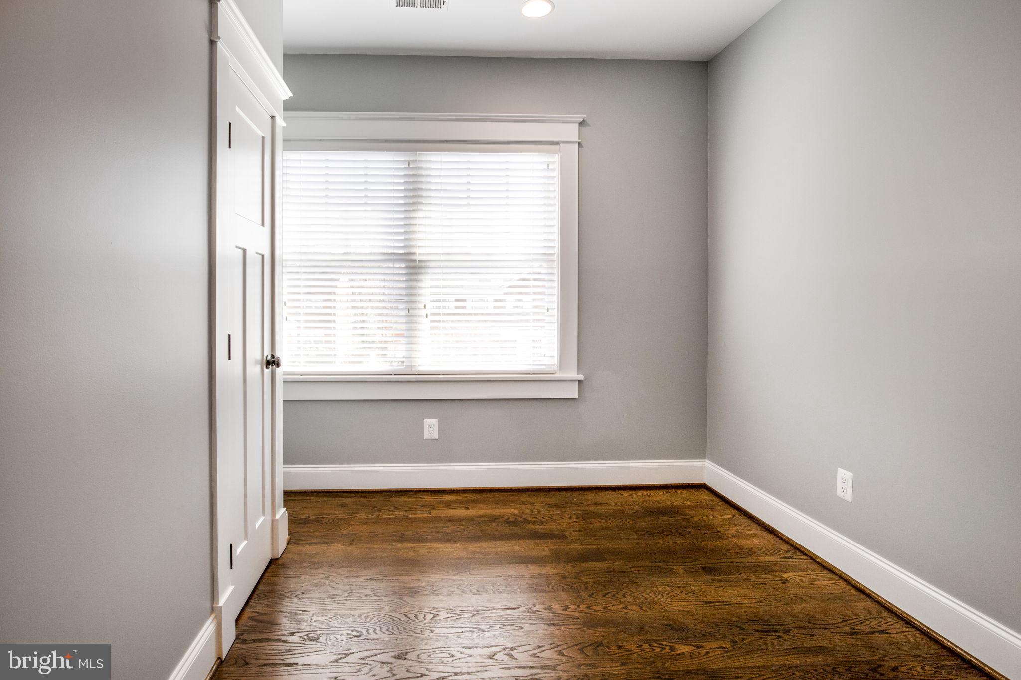 DEL RAY - Residential