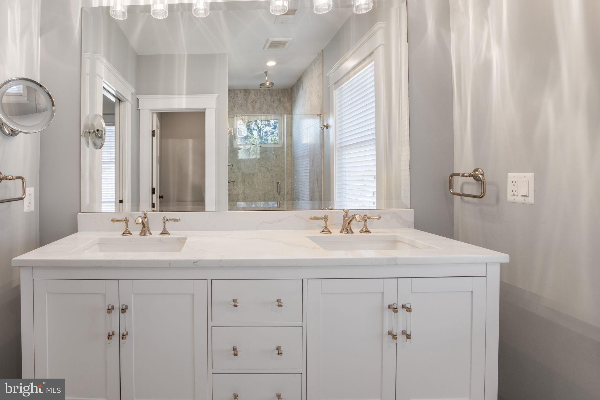 DEL RAY - Residential