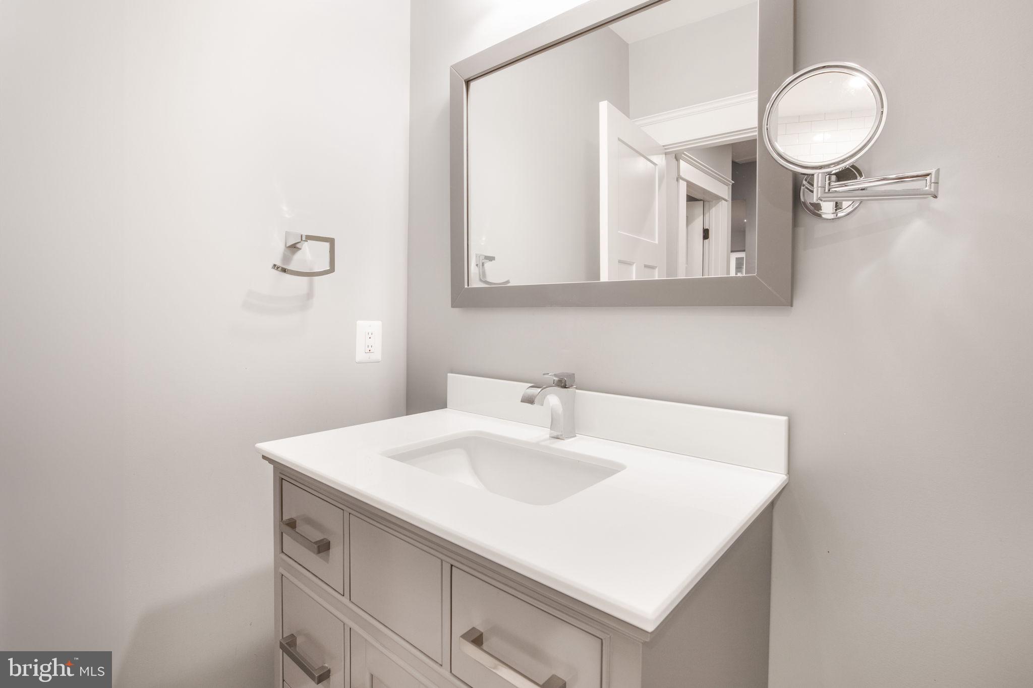 DEL RAY - Residential