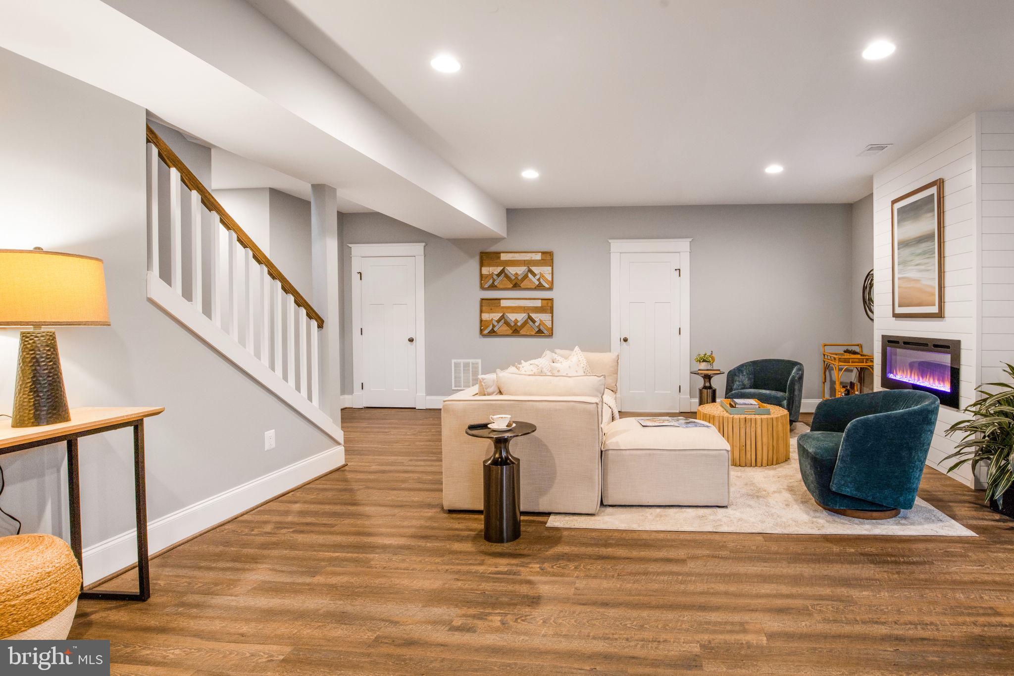 DEL RAY - Residential