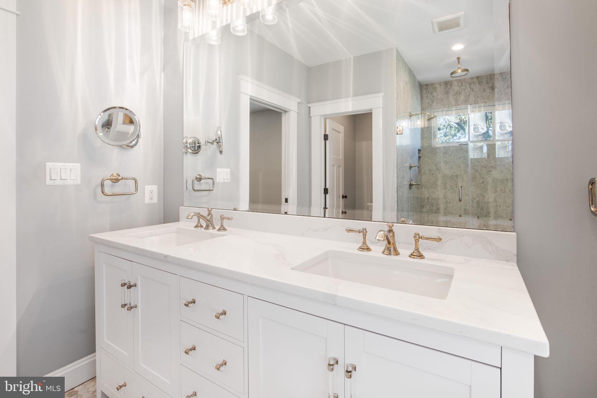 DEL RAY - Residential