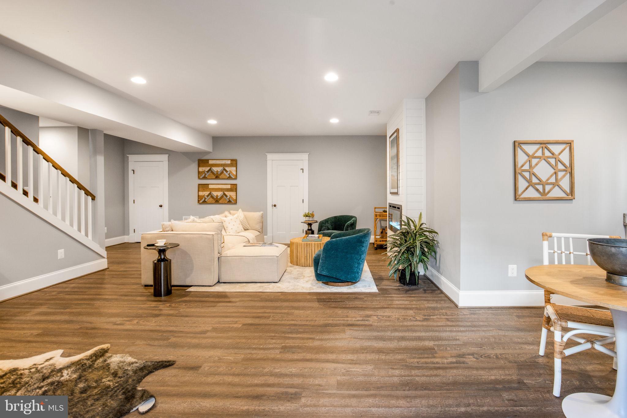 DEL RAY - Residential