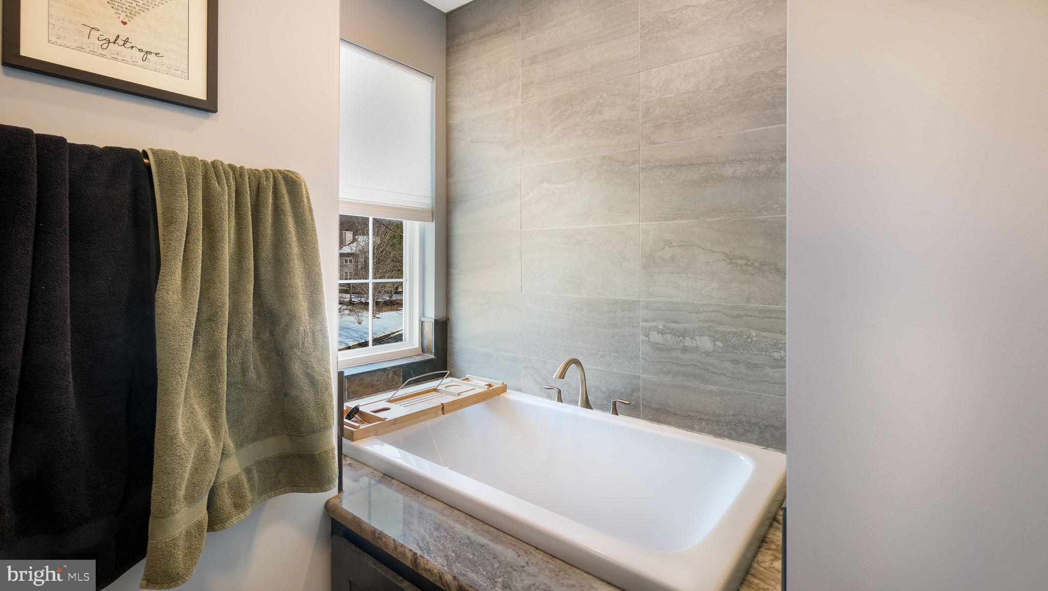 PEDDLERS VIEW - Residential