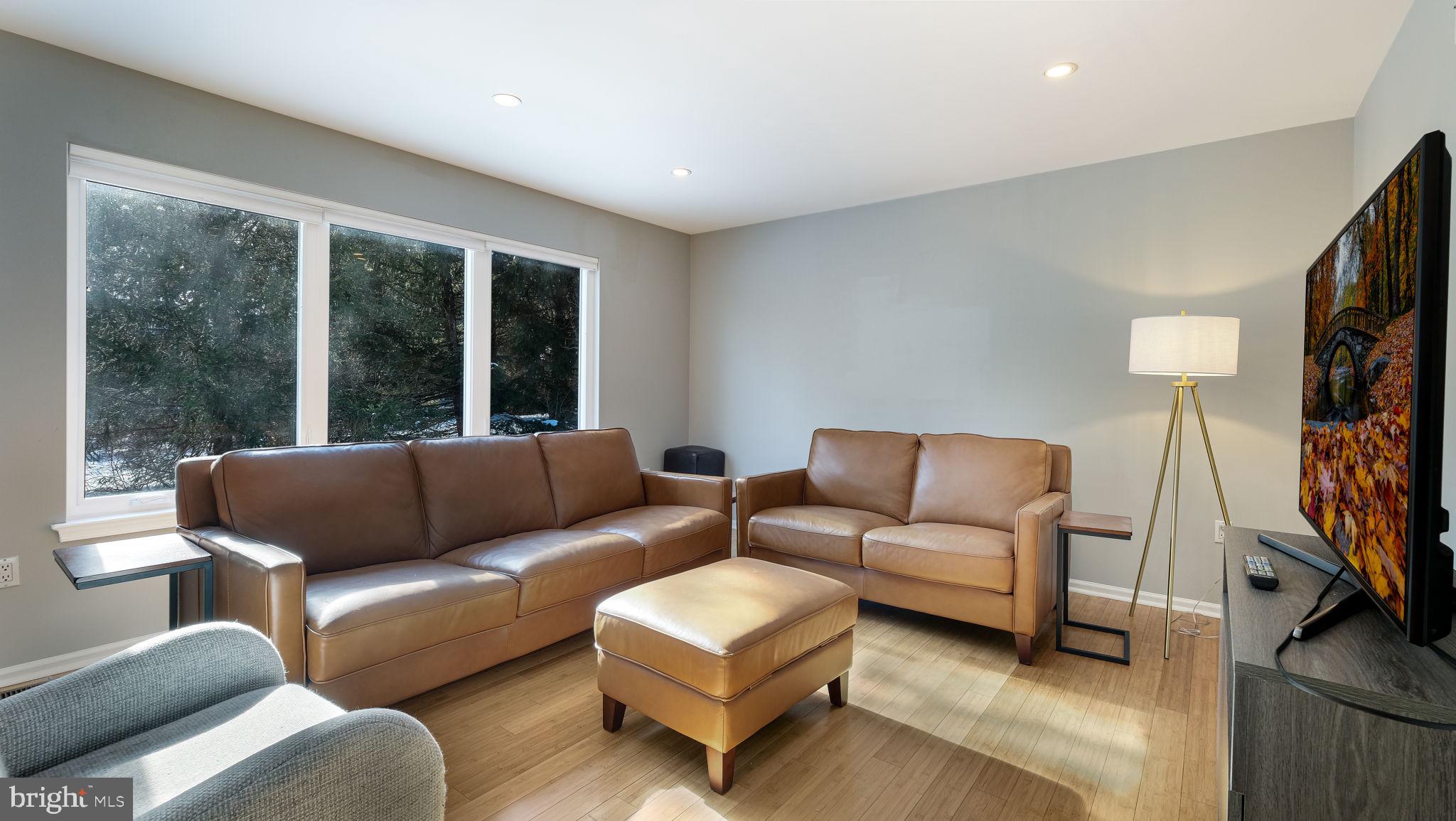 PEDDLERS VIEW - Residential