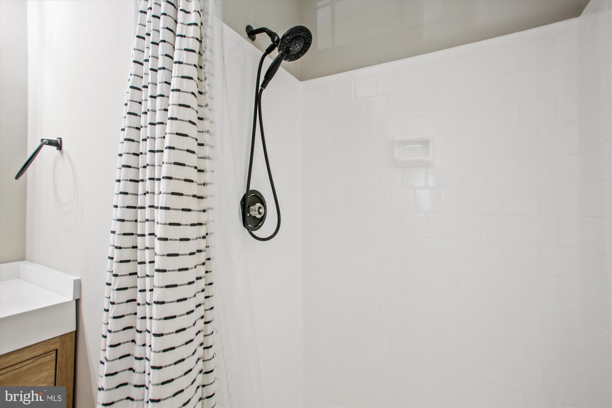 ORANGE HUNT ESTATES - Residential