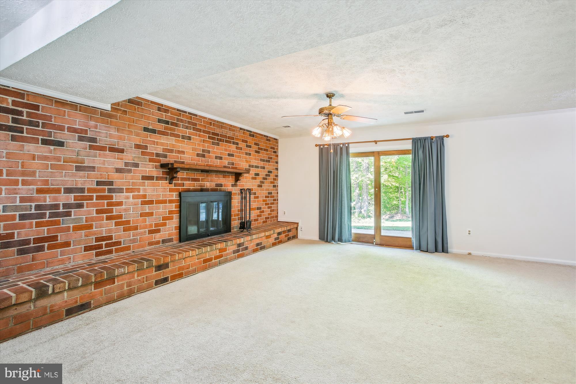 ORANGE HUNT ESTATES - Residential