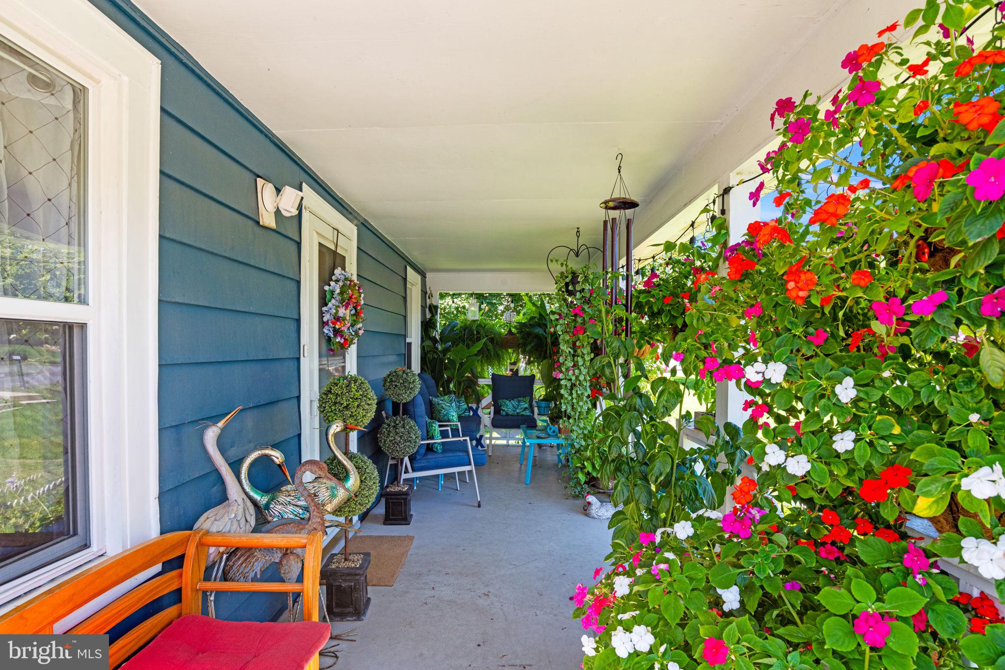 328 BEAVER ROAD