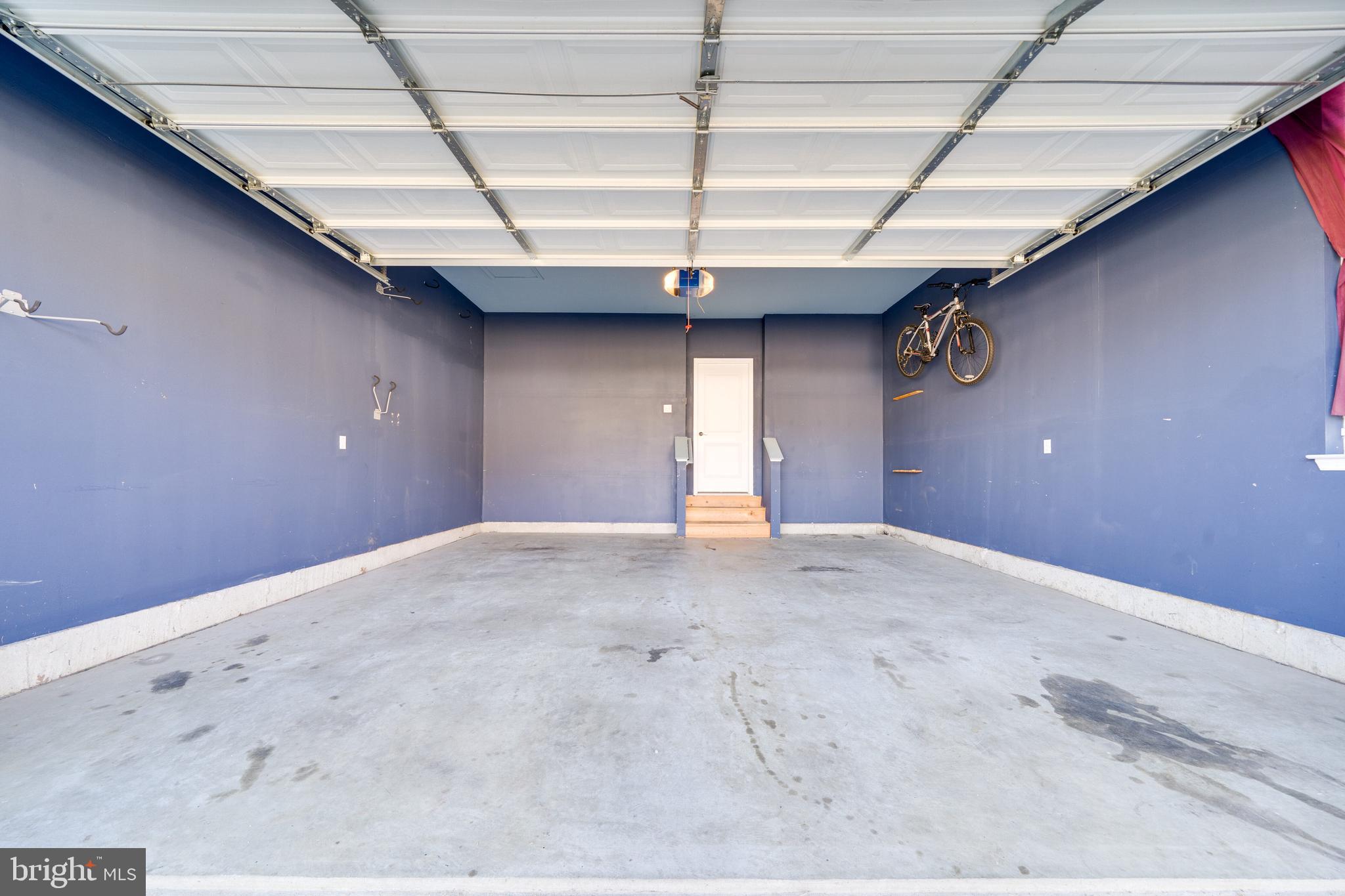 BROAD CREEK HOLLOW - Residential