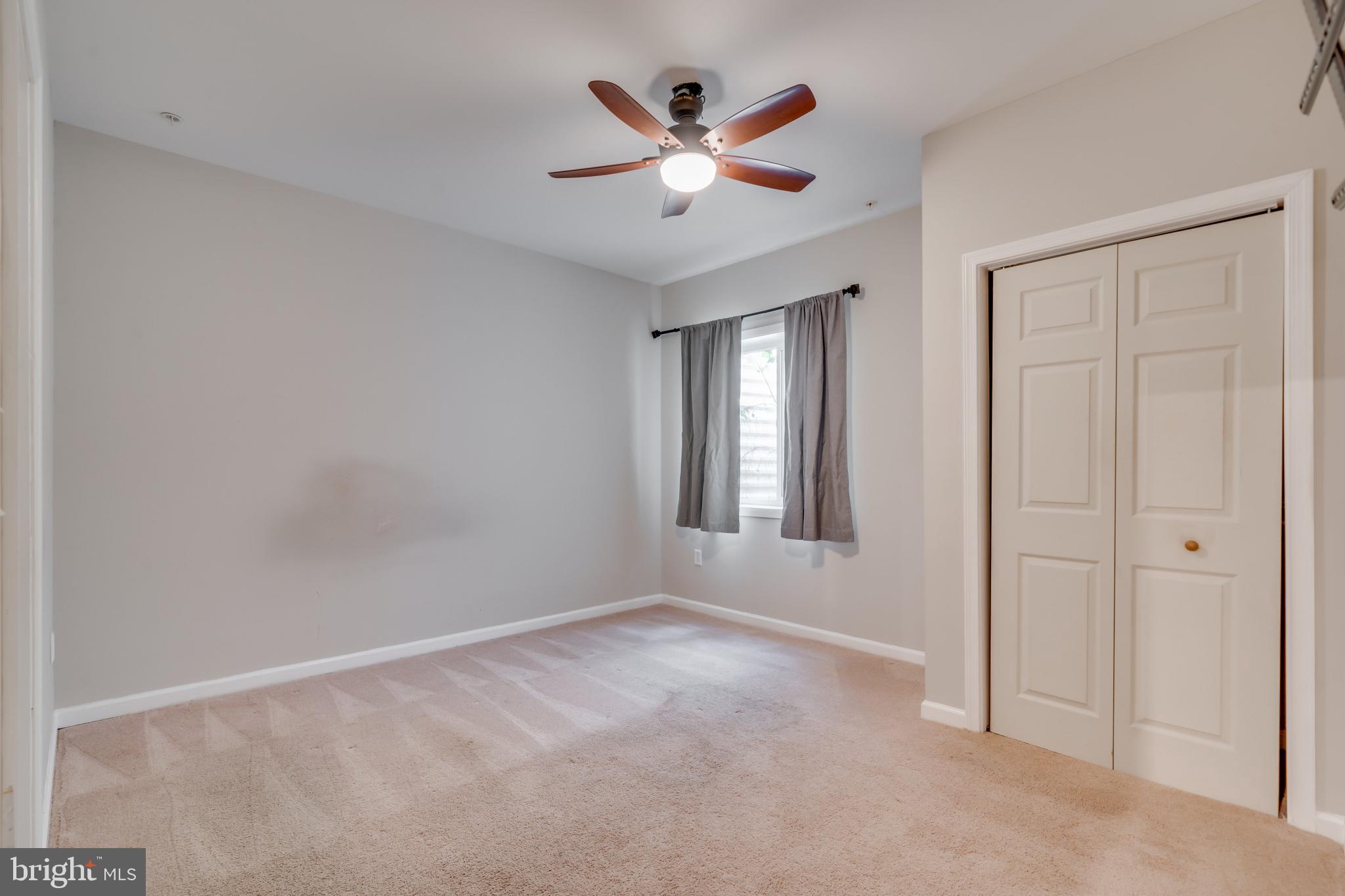 BROAD CREEK HOLLOW - Residential