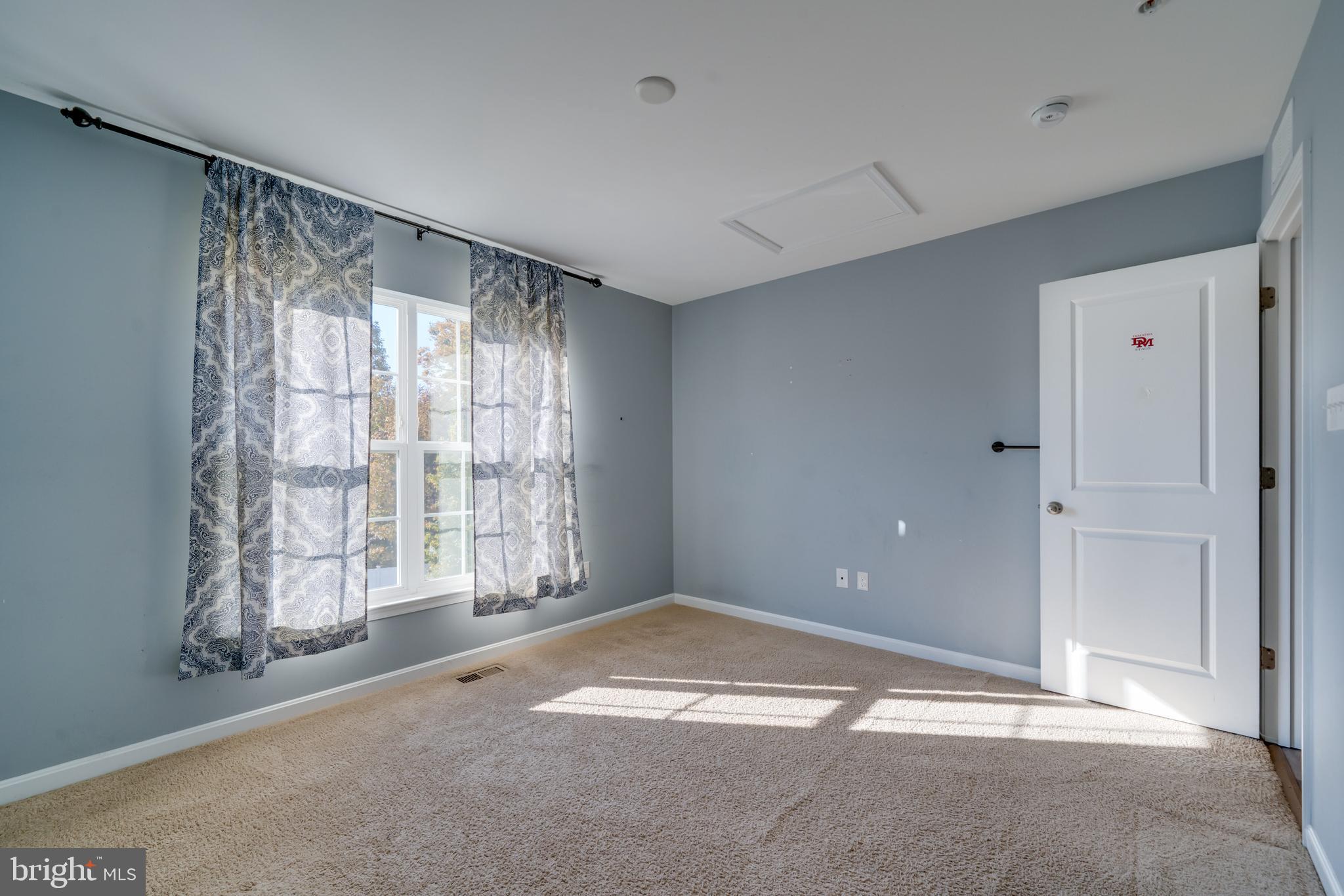 BROAD CREEK HOLLOW - Residential