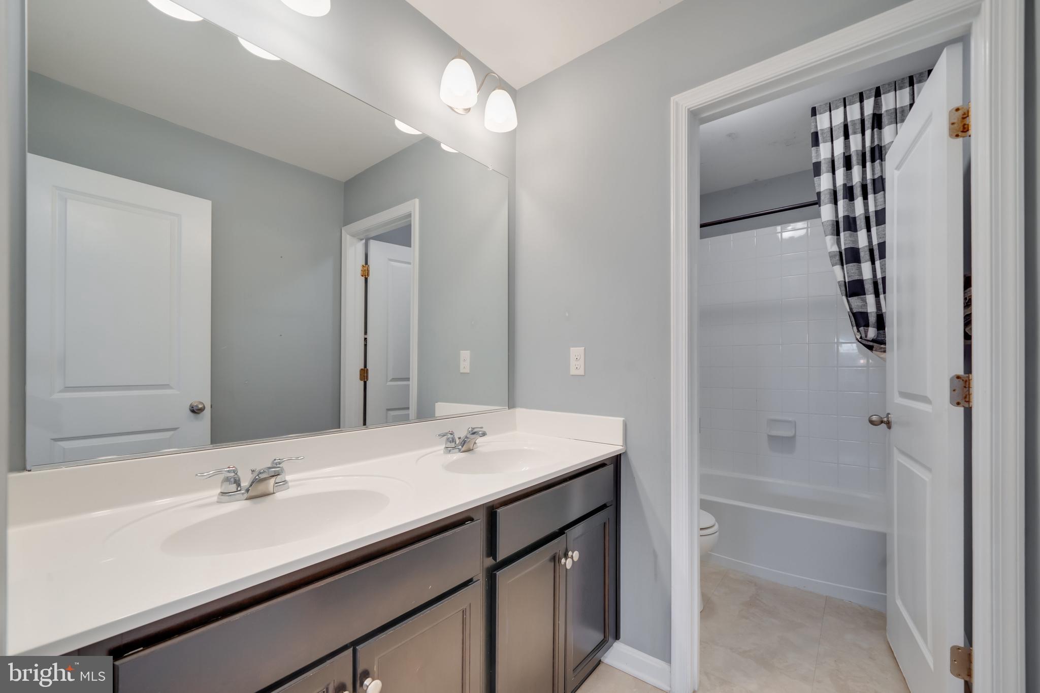 BROAD CREEK HOLLOW - Residential