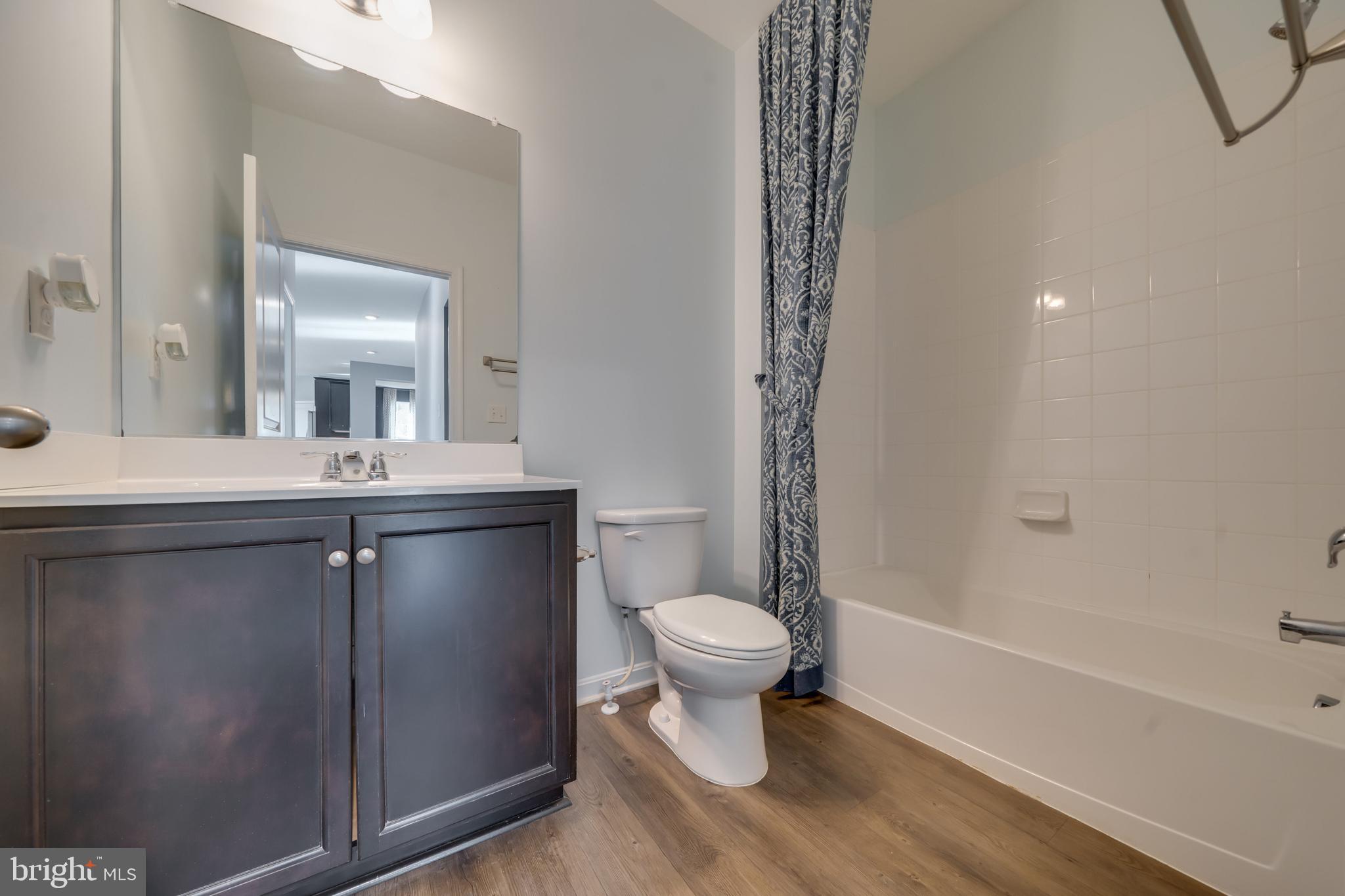 BROAD CREEK HOLLOW - Residential