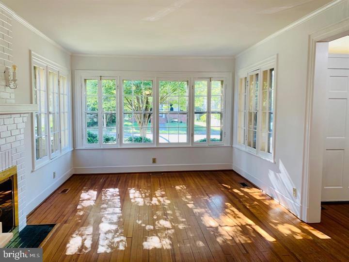 DOWNTOWN FREDERICKSBURG - Residential Lease