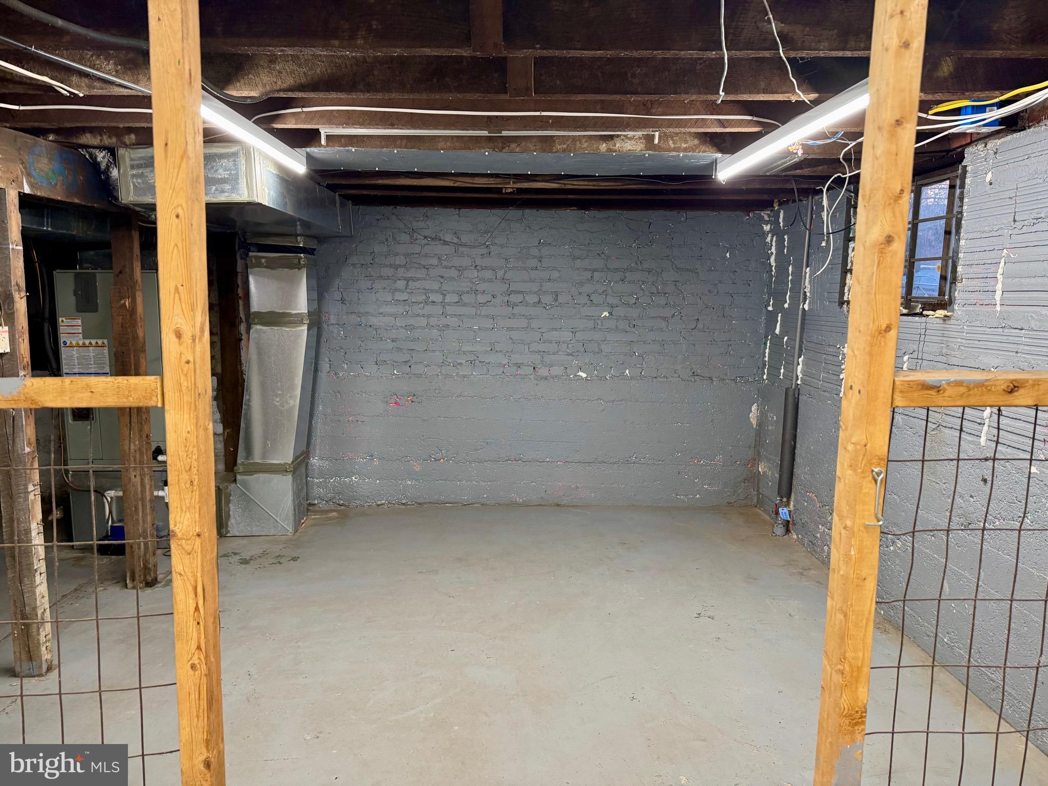 DOWNTOWN FREDERICKSBURG - Residential Lease