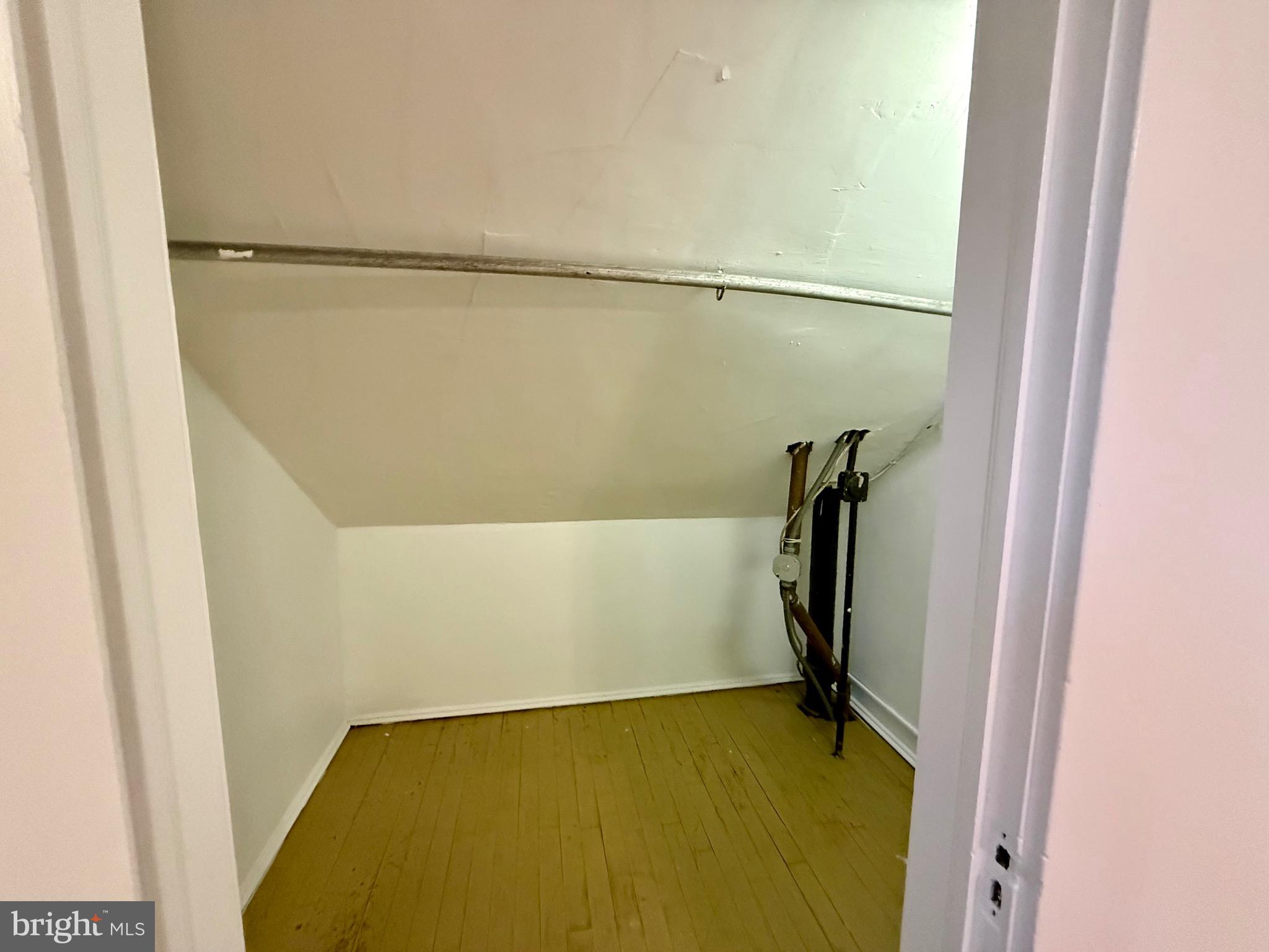 DOWNTOWN FREDERICKSBURG - Residential Lease