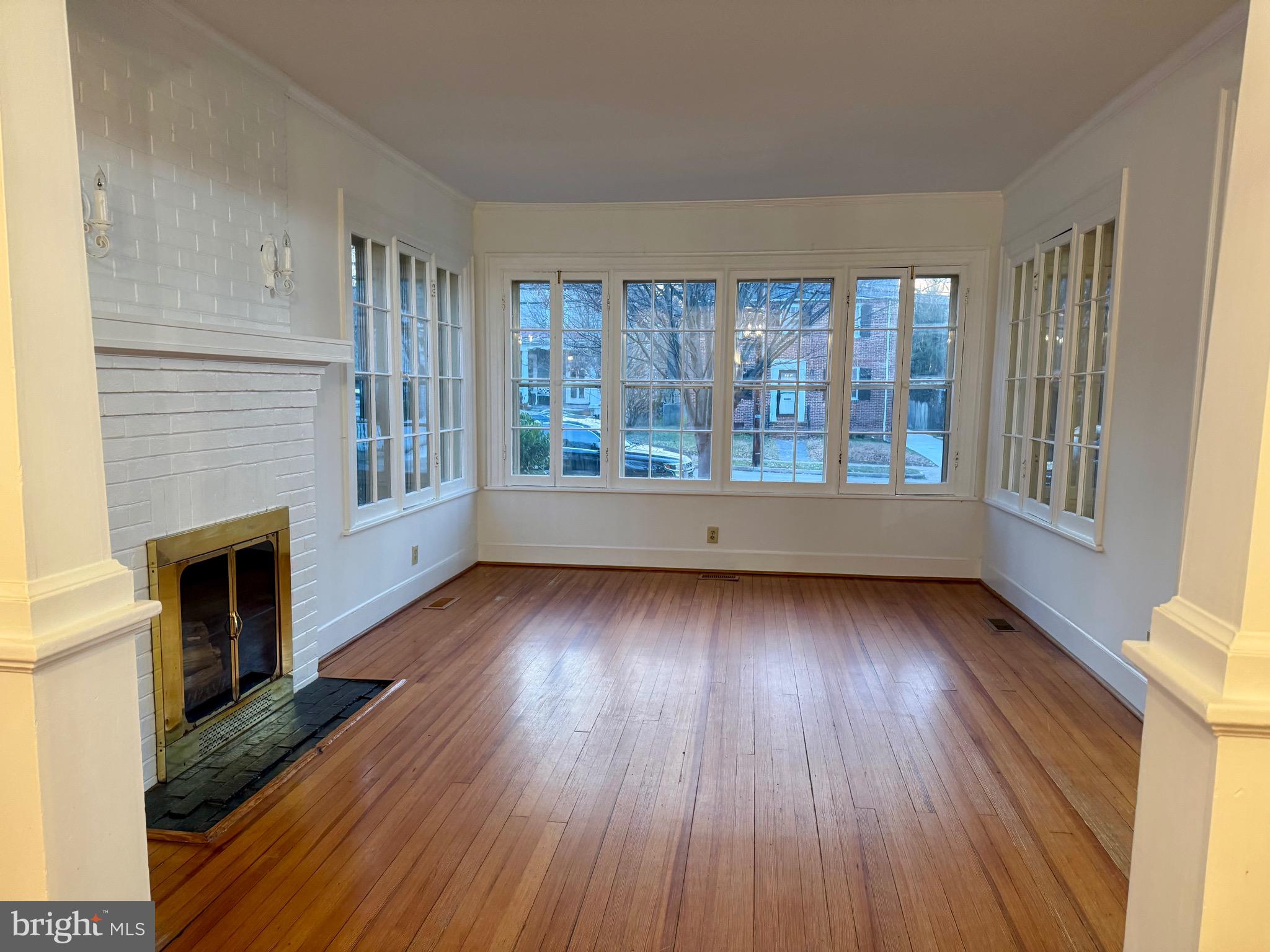 DOWNTOWN FREDERICKSBURG - Residential Lease