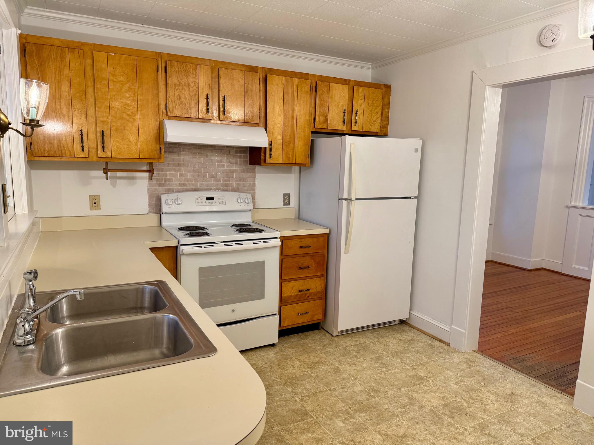 DOWNTOWN FREDERICKSBURG - Residential Lease