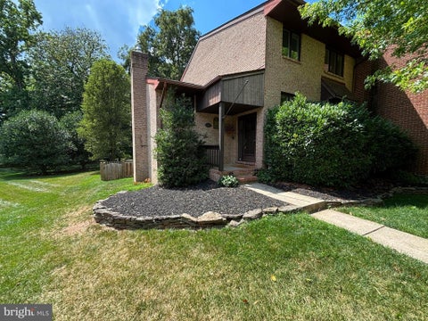 Townhouse For Rent - 412 Five Farms Lane<br/> LUTHERVILLE TIMONIUM, MD 21093