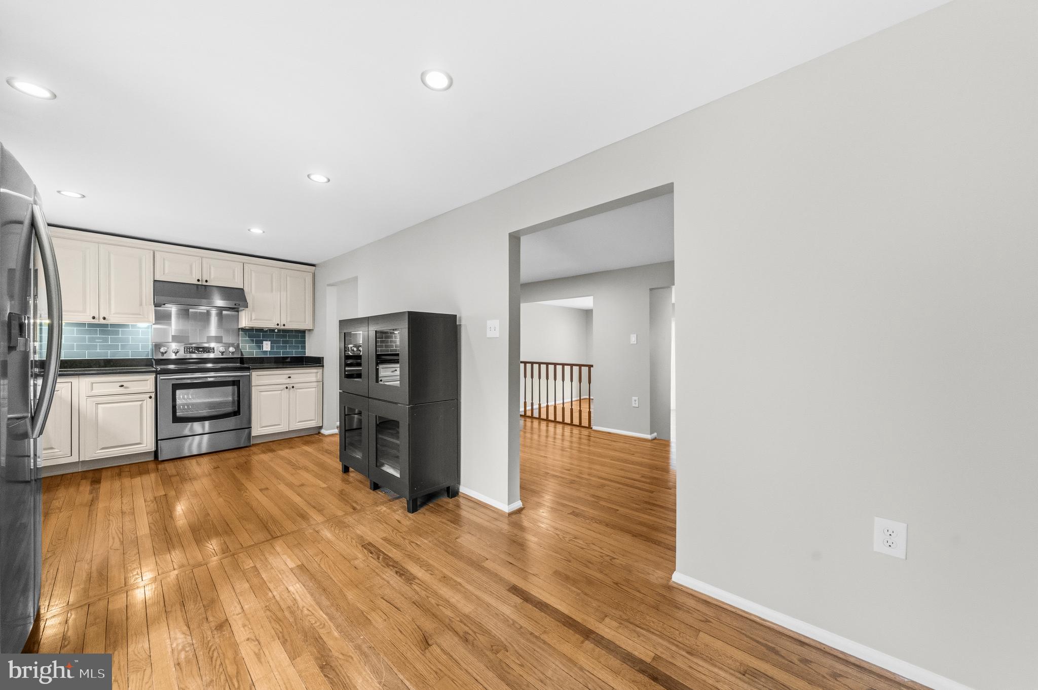 BURKE CENTRE - Residential