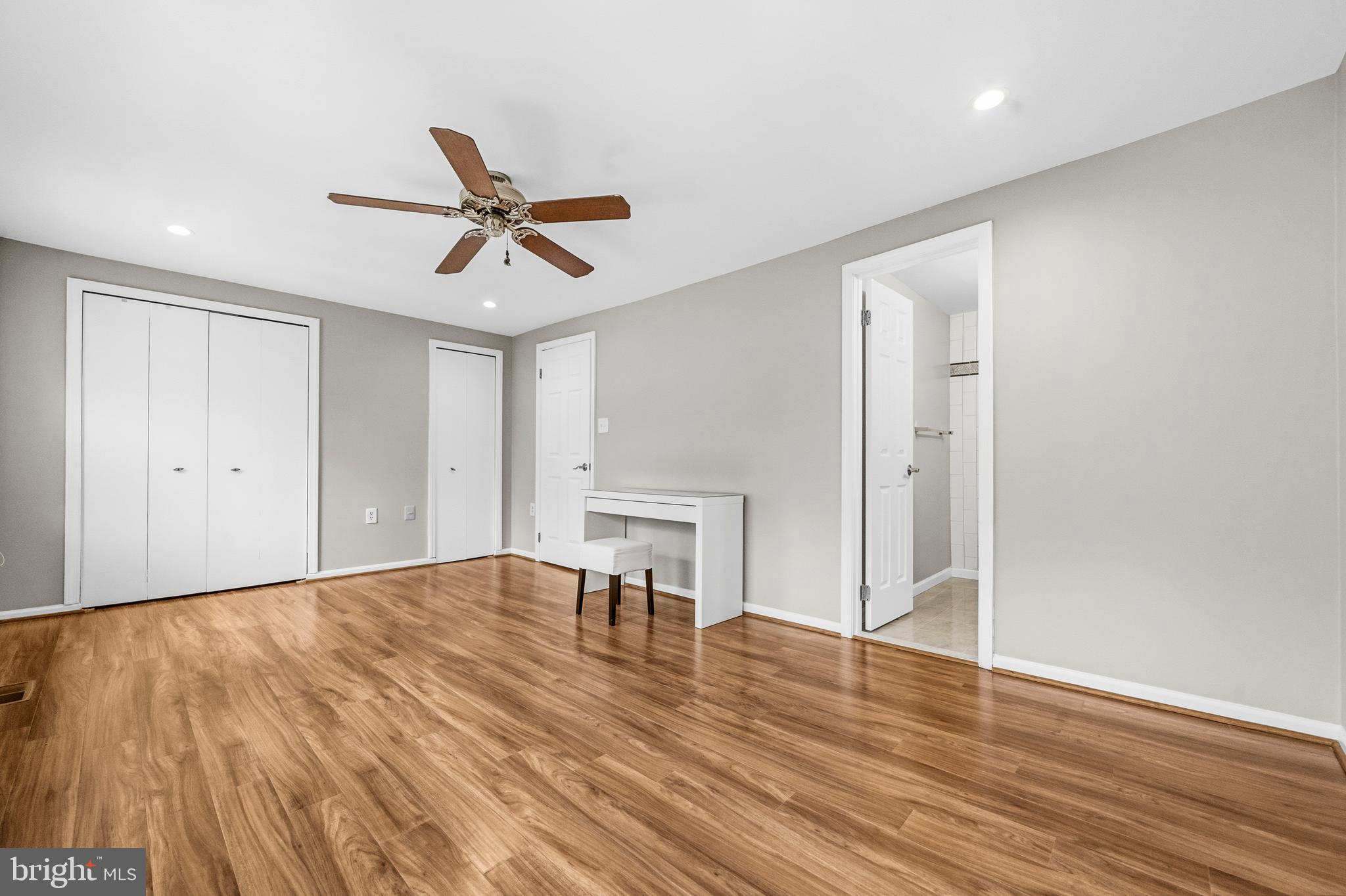 BURKE CENTRE - Residential