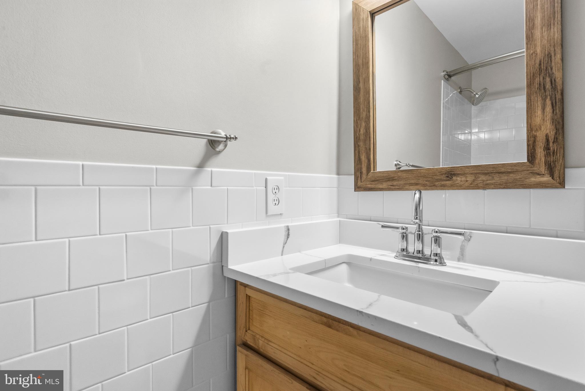 BURKE CENTRE - Residential