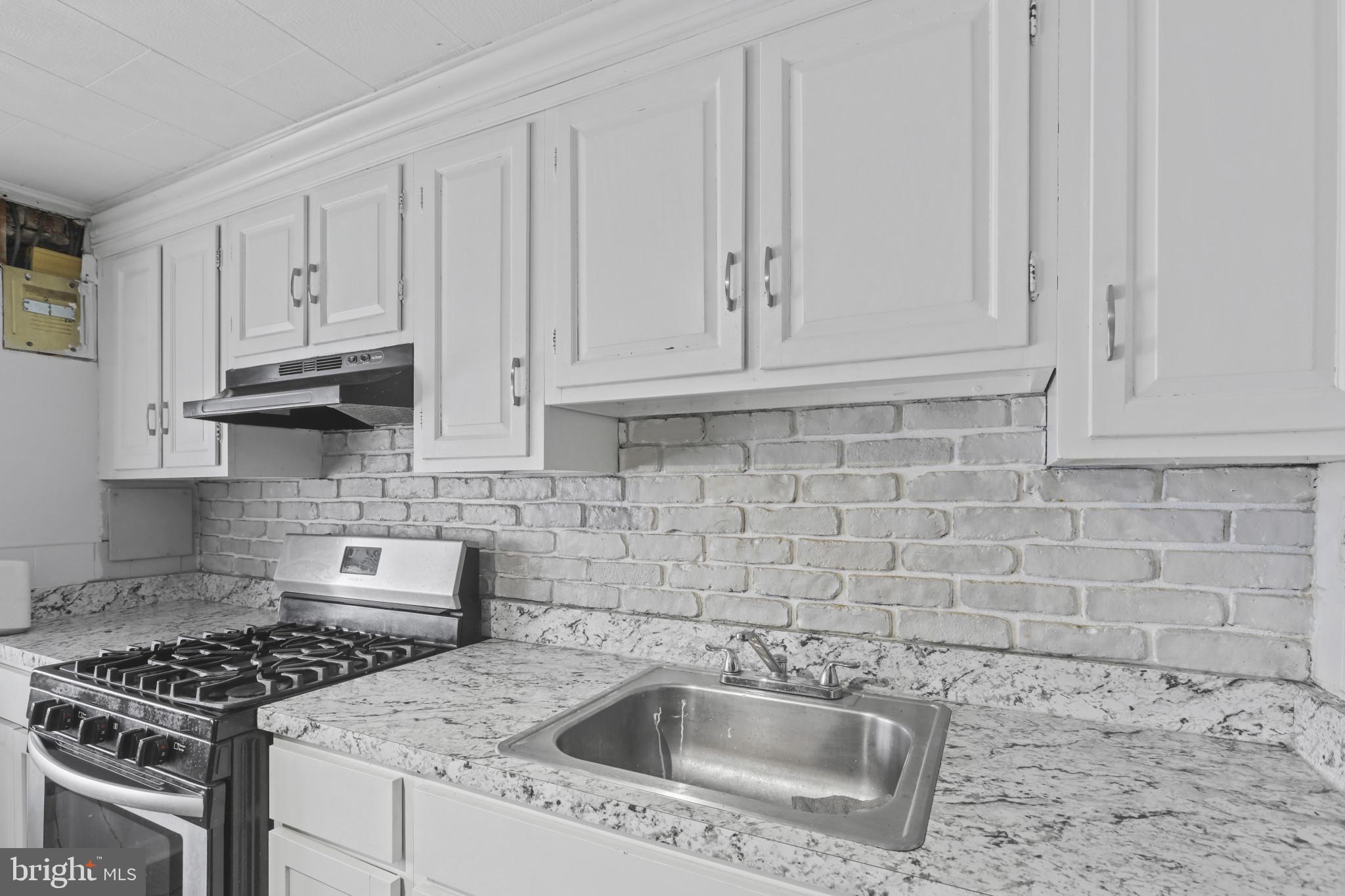 LAKELAND - Residential