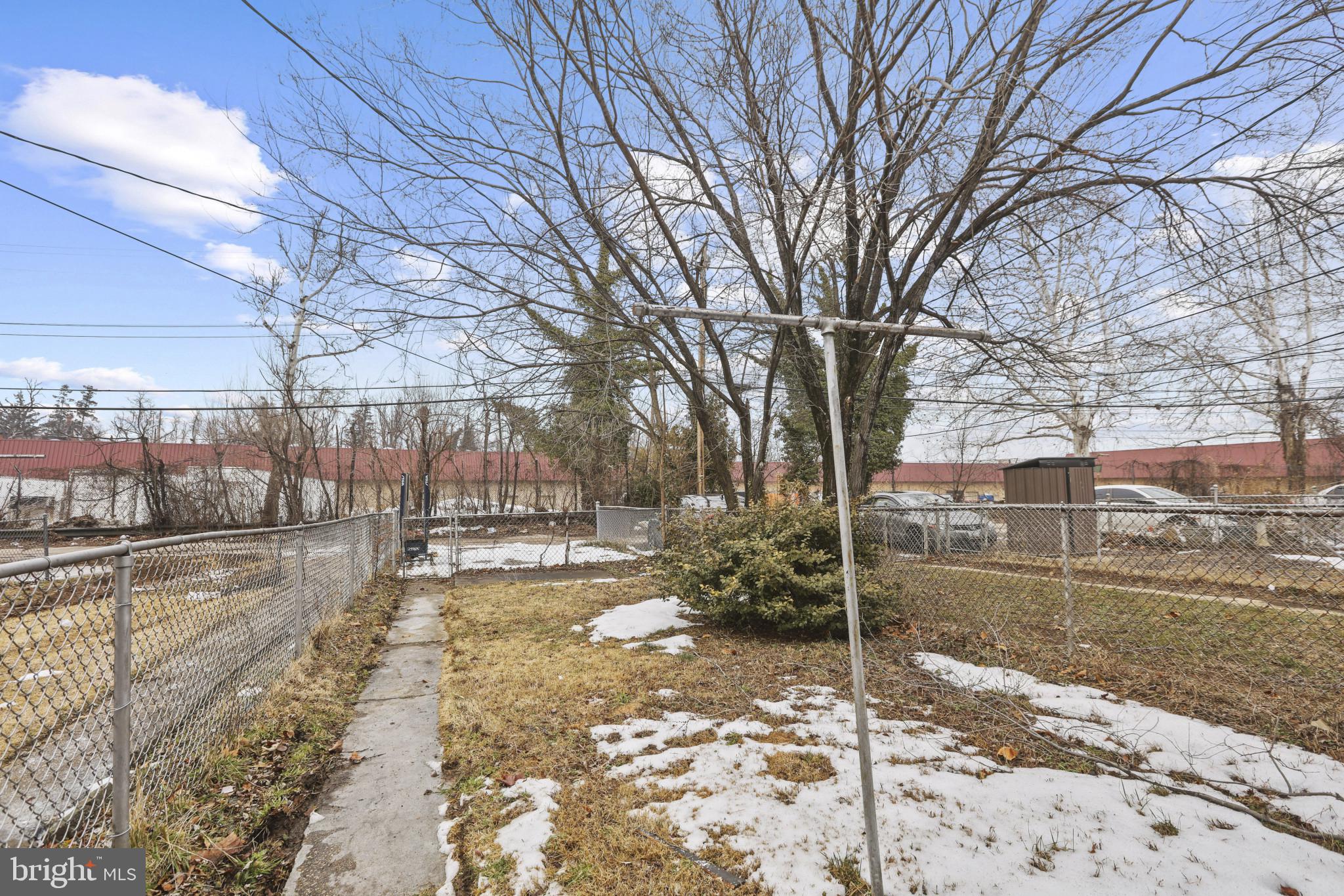 LAKELAND - Residential