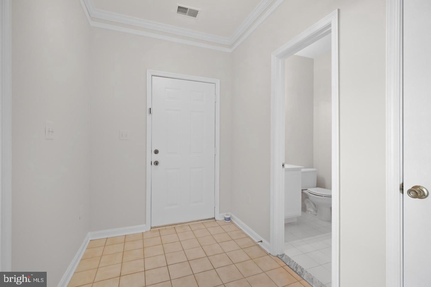2542 LOGAN WOOD