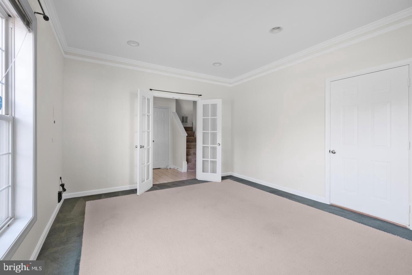 2542 LOGAN WOOD