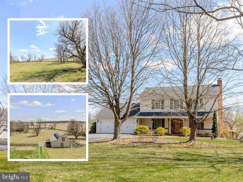 Photo of 535 S Middlesex Rd, CARLISLE, PA 17015 (MLS # PACB2052220)