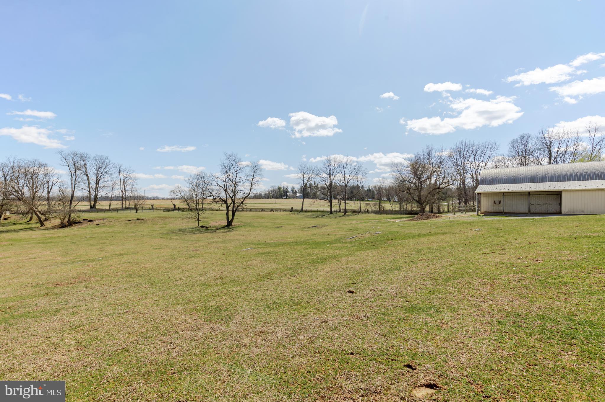 535 S MIDDLESEX ROAD