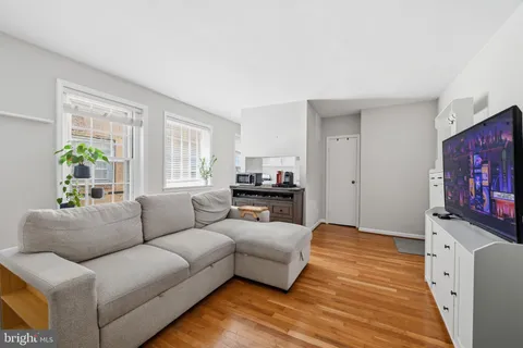 MLS: DCDC2258662