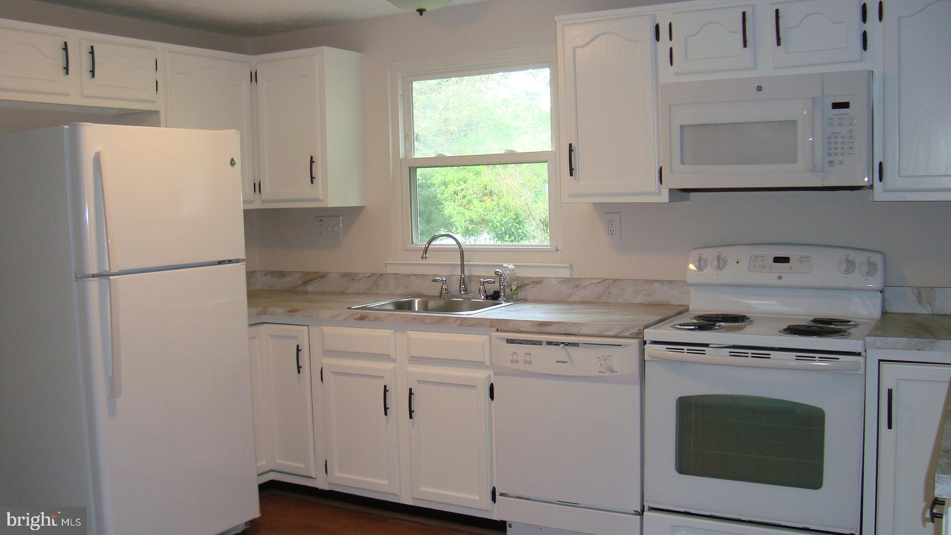 PINEDALE WOODS - Residential