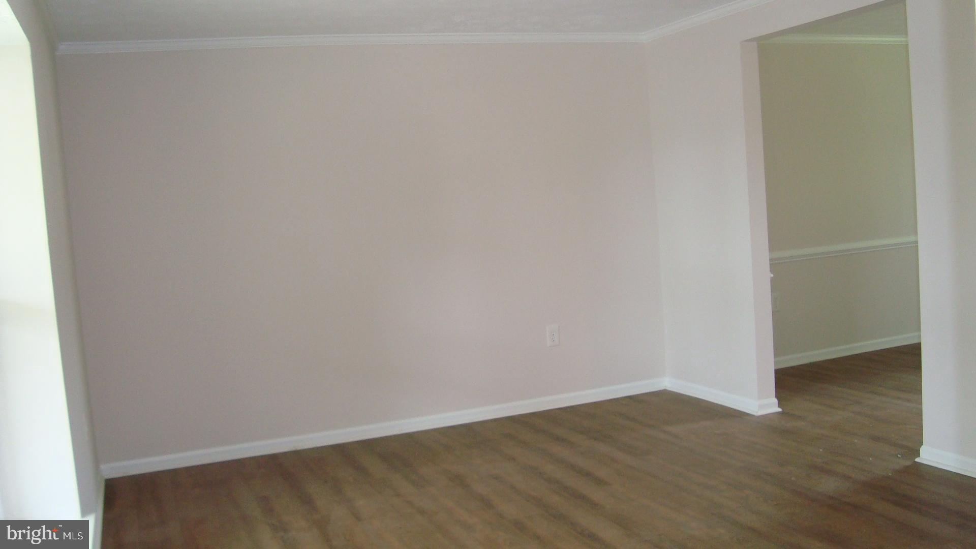 PINEDALE WOODS - Residential