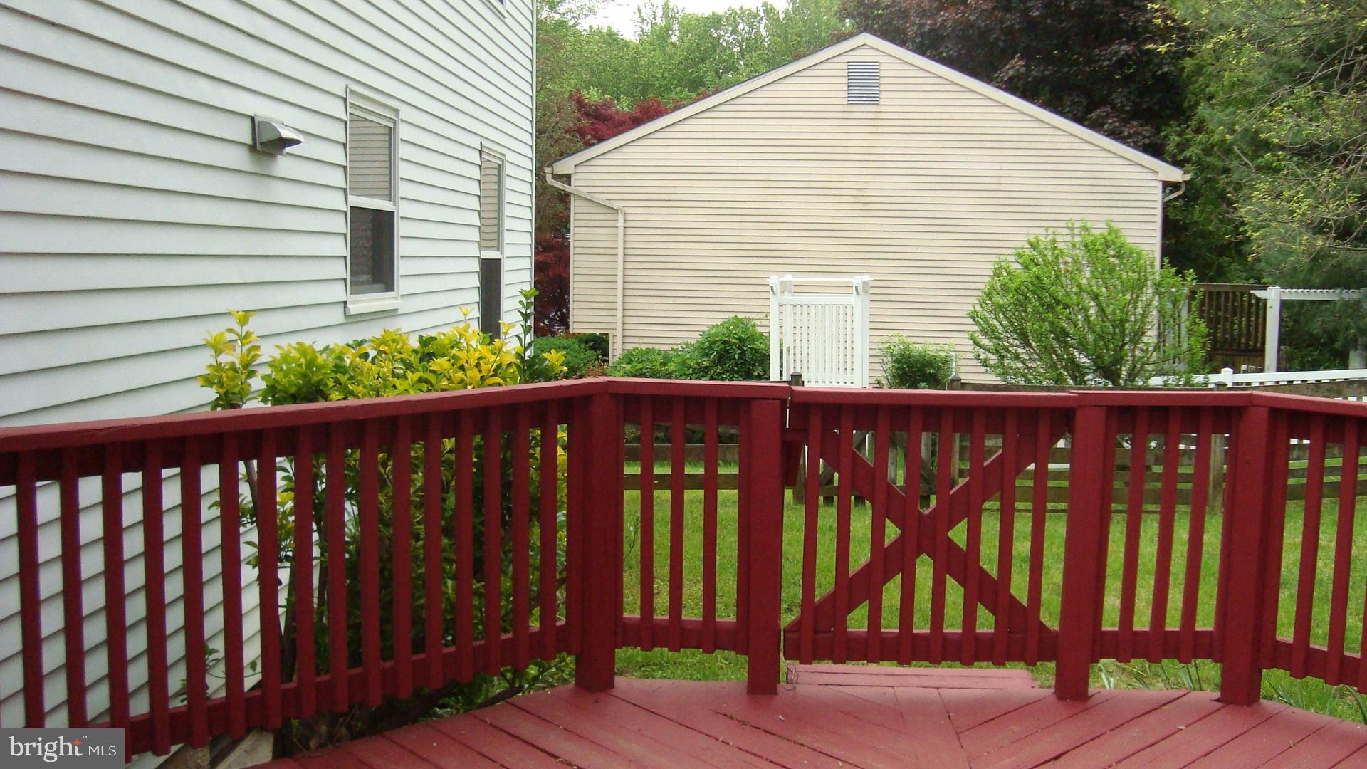 PINEDALE WOODS - Residential