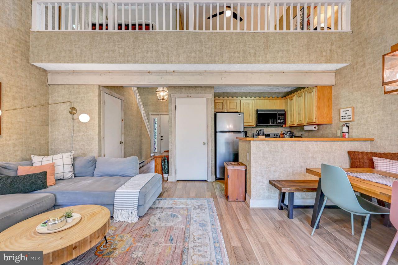 SNOW RIDGE VILLAGE - Residential