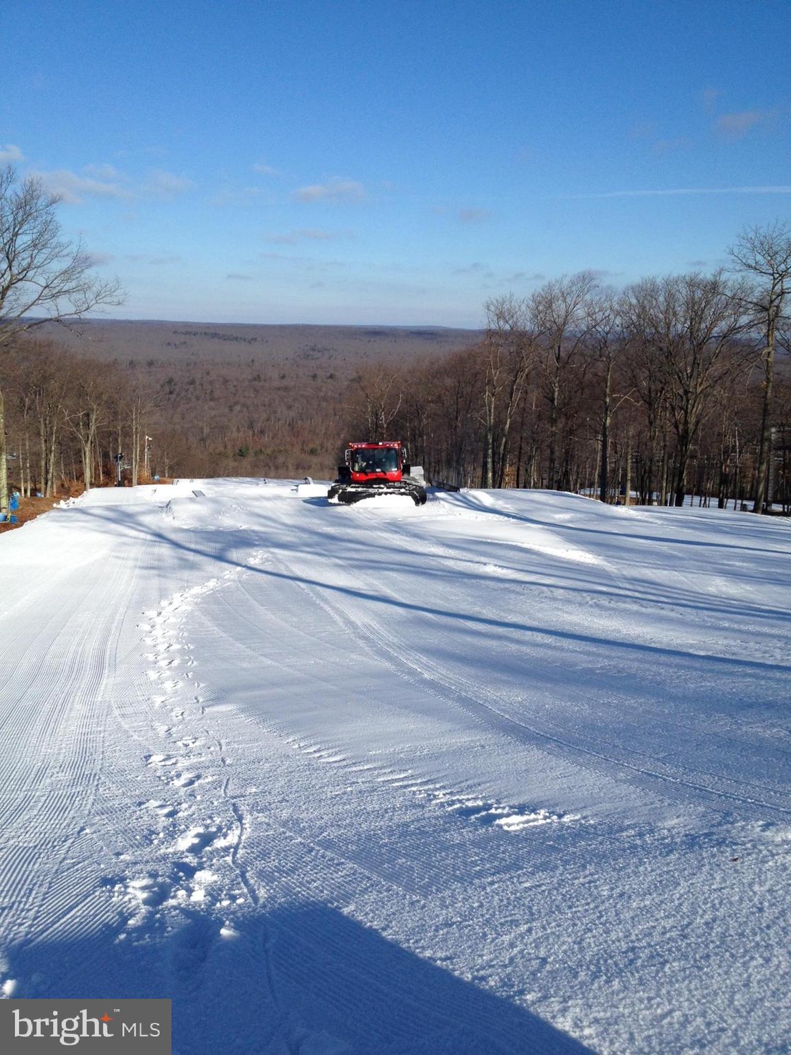 SNOW RIDGE VILLAGE - Residential