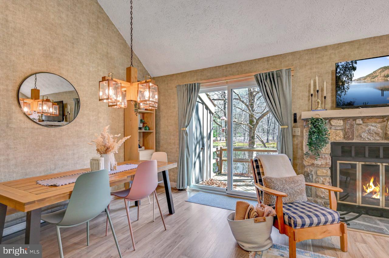 SNOW RIDGE VILLAGE - Residential