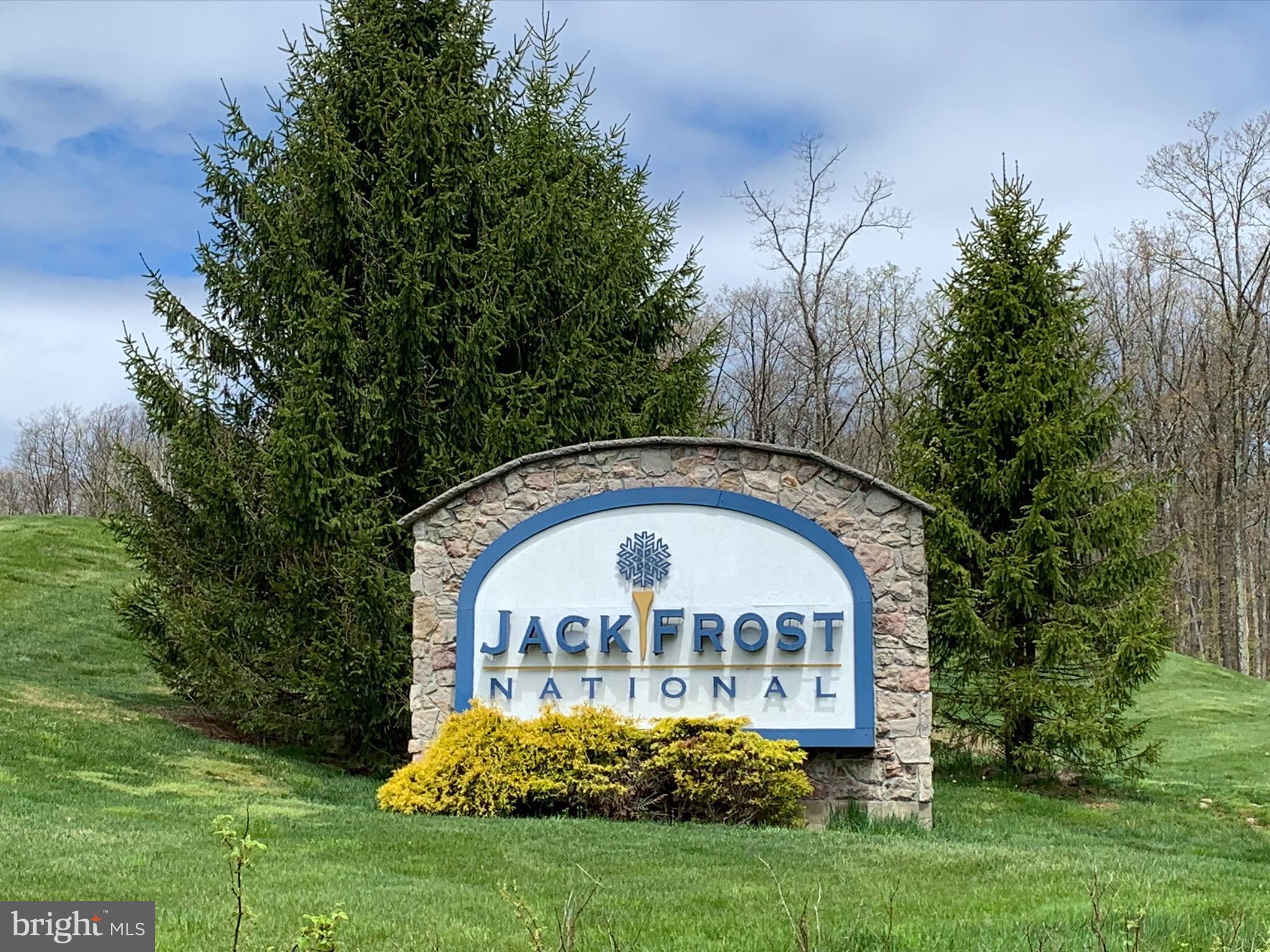 SNOW RIDGE VILLAGE - Residential