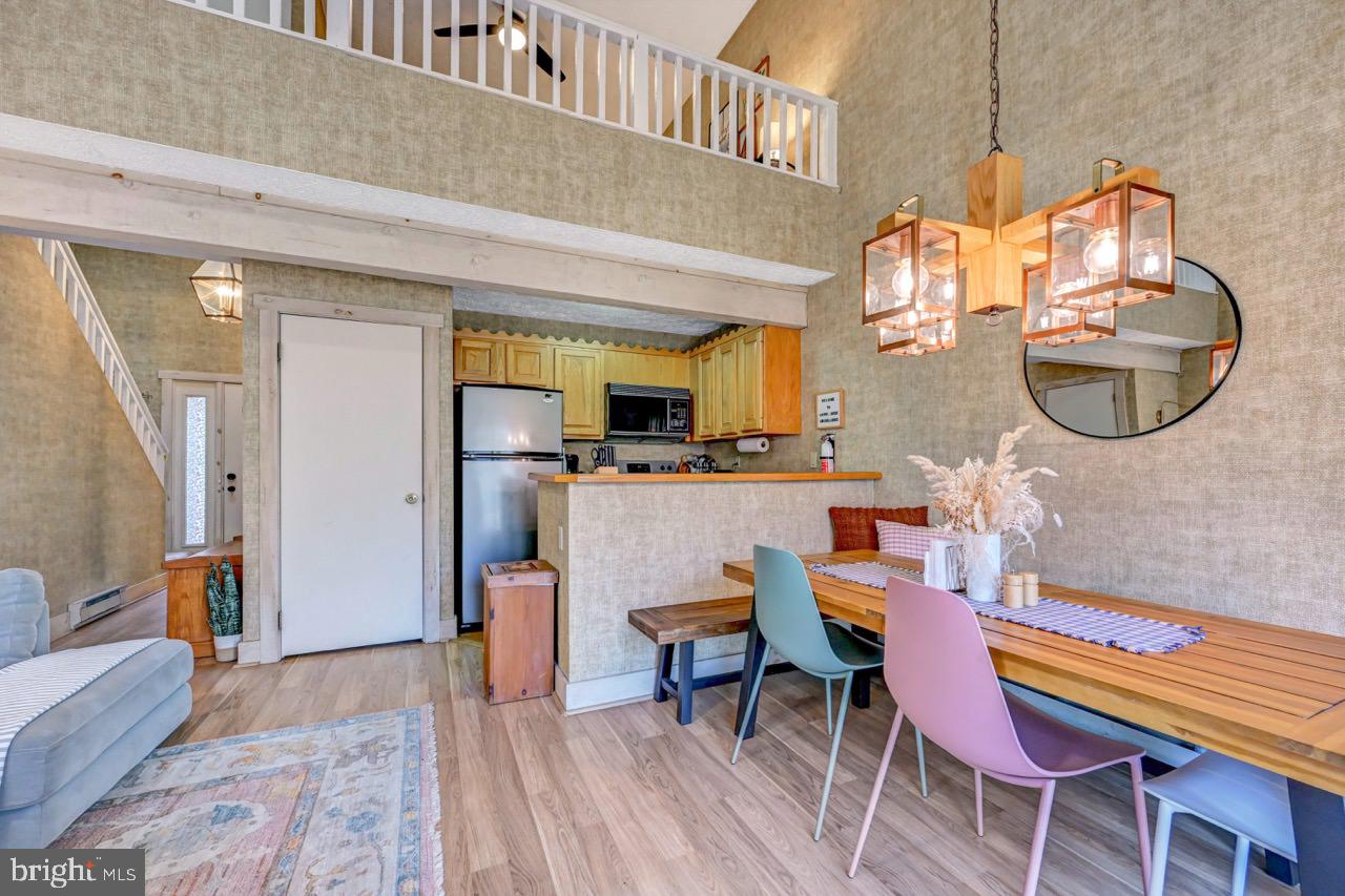 SNOW RIDGE VILLAGE - Residential