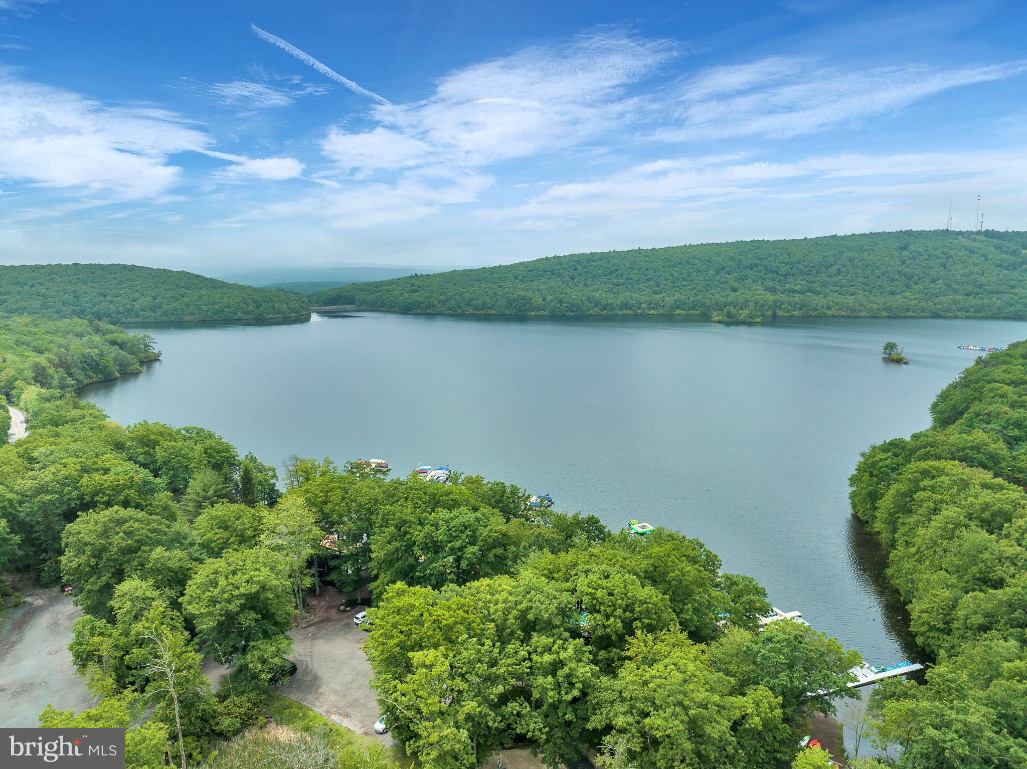 SNOW RIDGE VILLAGE - Residential